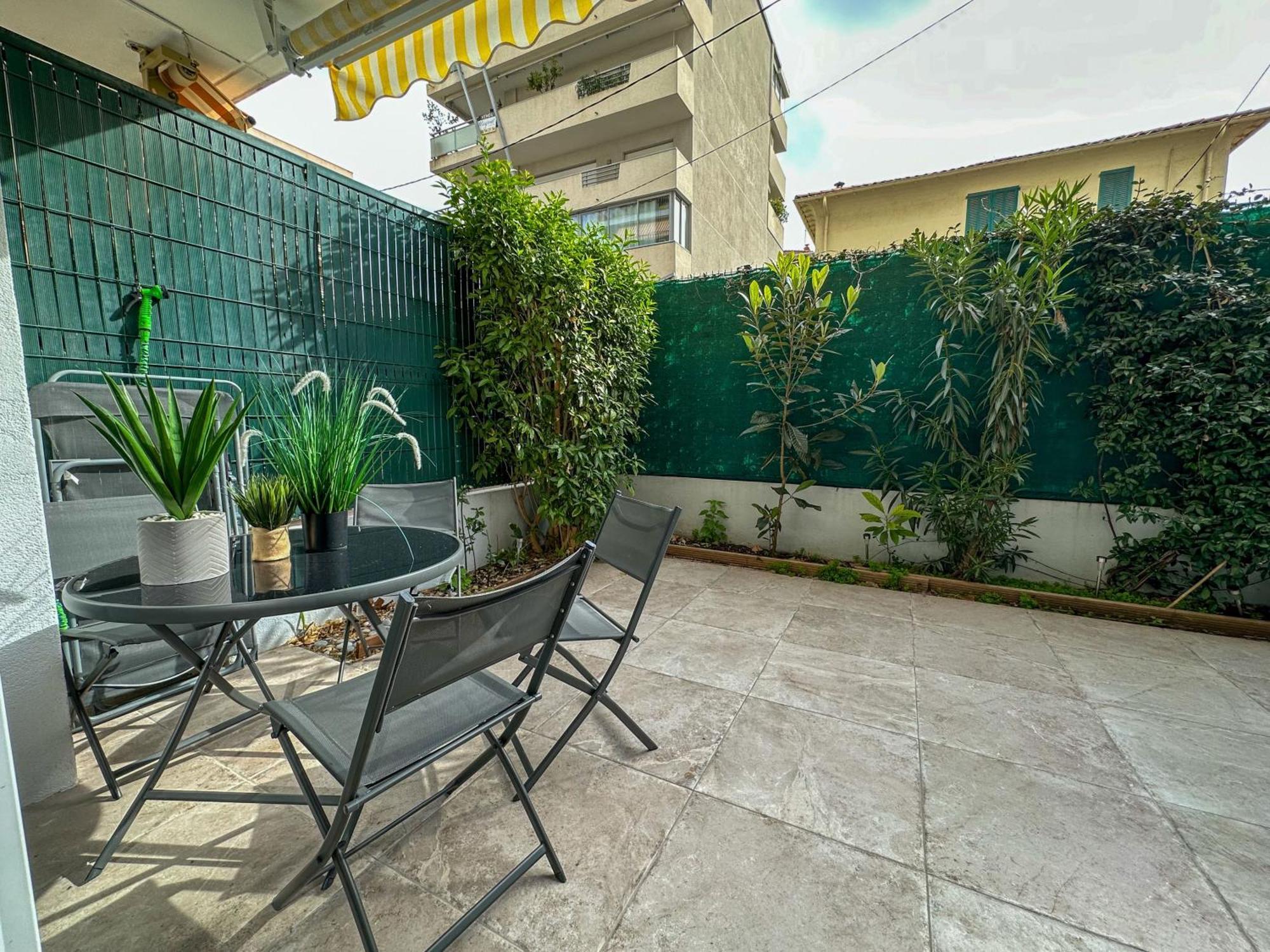 Cosy Madrid, Appartement Proche De La Mer Cannes Eksteriør billede