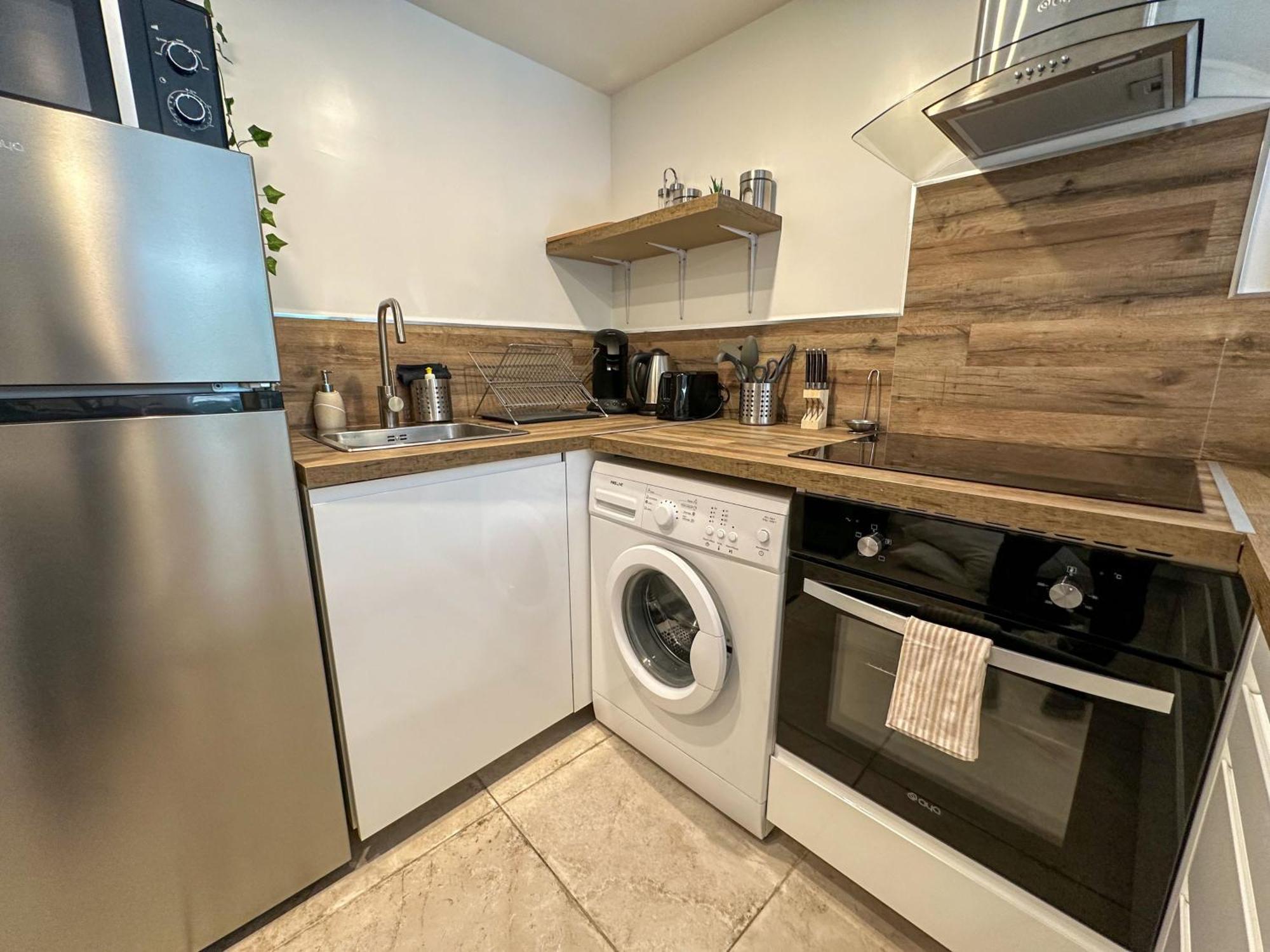 Cosy Madrid, Appartement Proche De La Mer Cannes Eksteriør billede