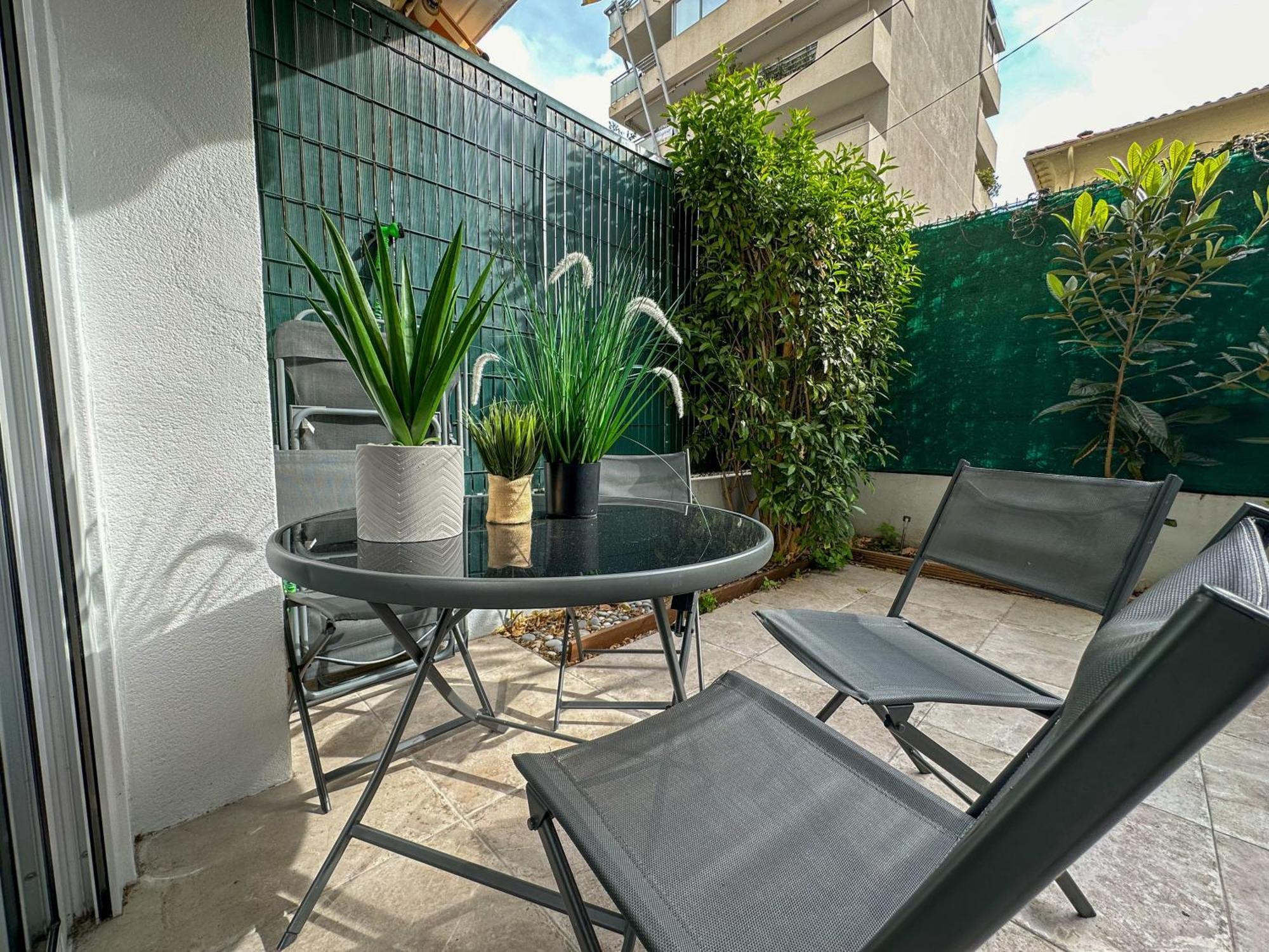 Cosy Madrid, Appartement Proche De La Mer Cannes Eksteriør billede